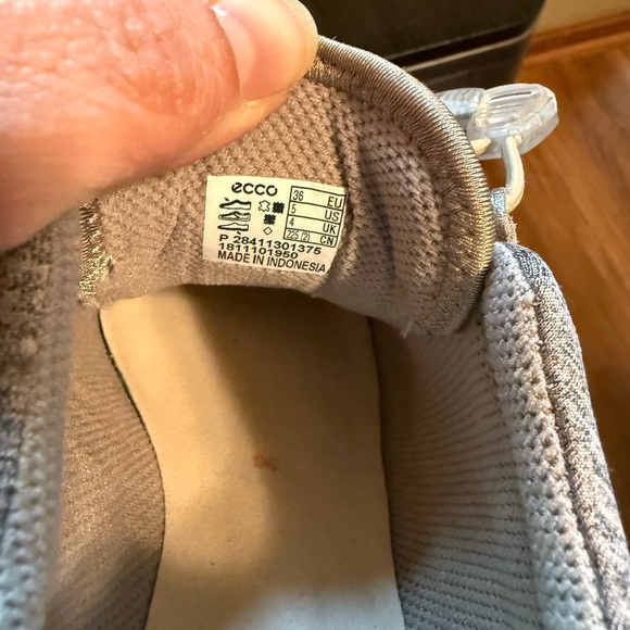 ECCO Women's Sense Toggle Fashion Sneaker, Rose Gold Sz 5 - Picture 12 of 15